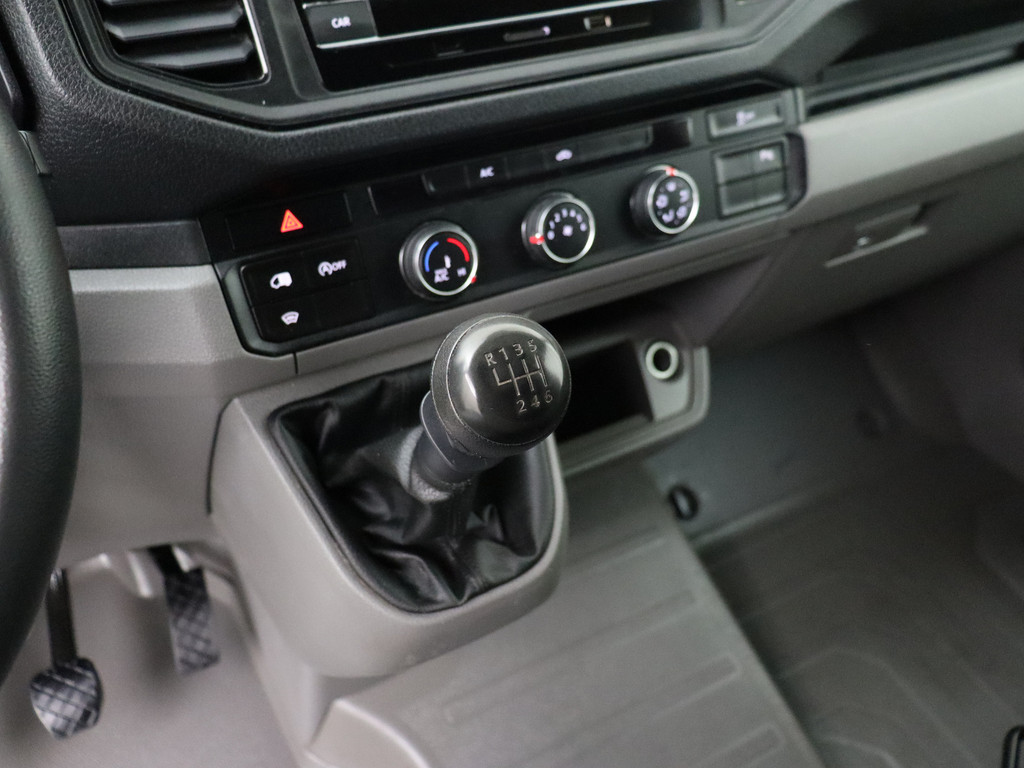 Volkswagen Crafter 2.0TDI 140PK L3H3 9