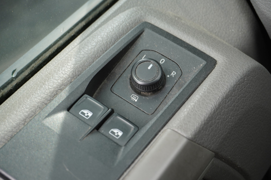 Volkswagen Crafter 2.0 TDI 140PK L3H3 EURO 6 - Airco - Navi - Cruise - PDC - â¬15.900,- Excl. 17