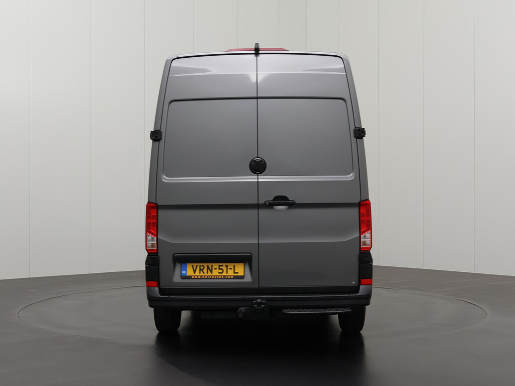 Volkswagen Crafter 2.0TDI 140PK L3H3 Highline | Camera | Leder | Airco | Cruise | 3-Persoons | Betimmering 11