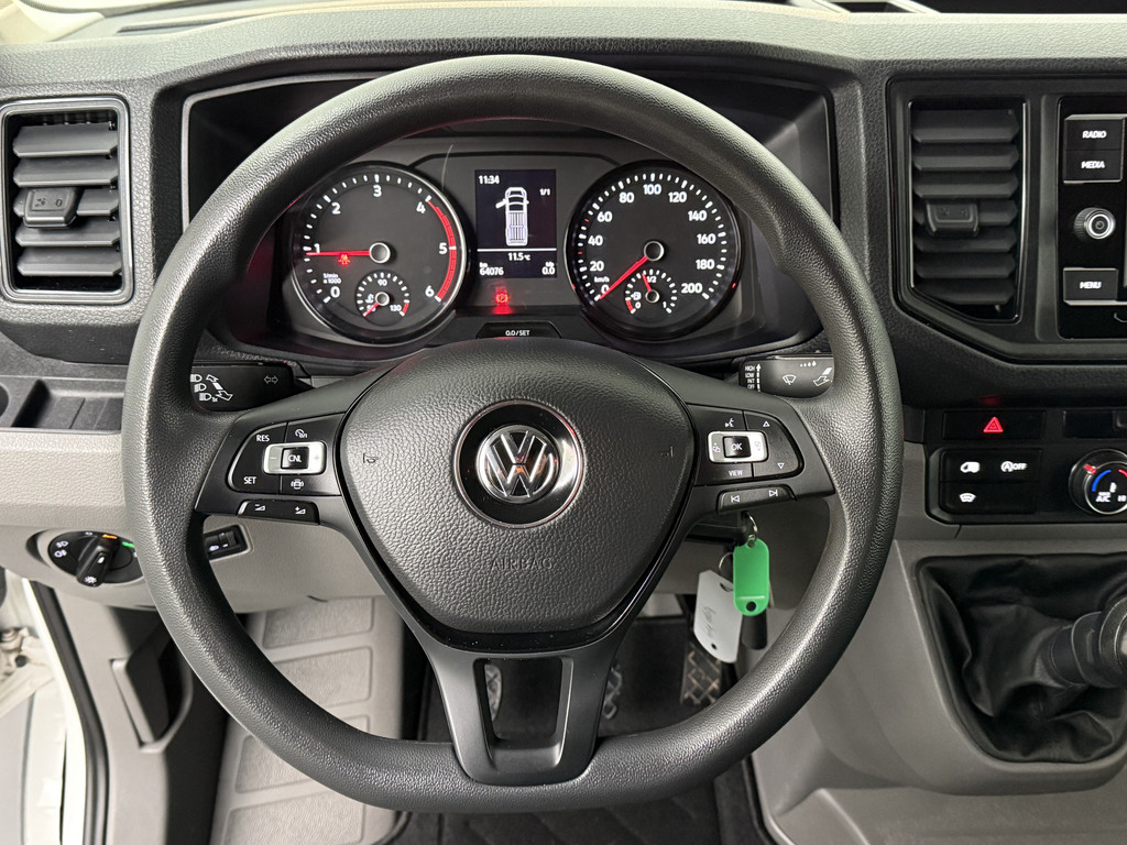 Volkswagen Crafter 2.0TDI 140PK L3H3 Highline | Camera | Leder | Airco | Cruise | 3-Persoons | Betimmering 14