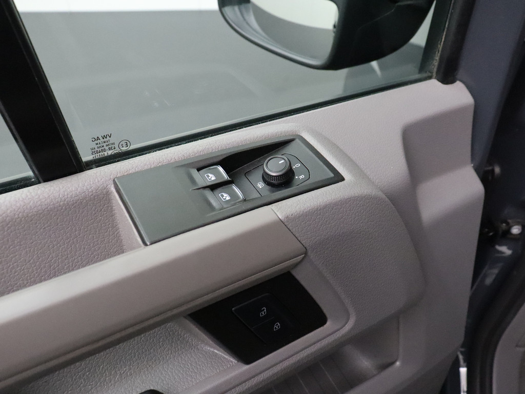 Volkswagen Crafter 2.0TDI 140PK L3H3 Highline | Navigatie | Camera | Airco | Cruise | Betimmering 8