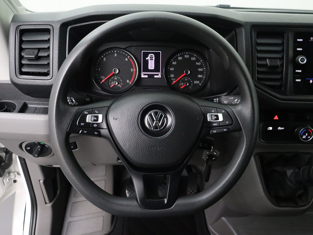 Volkswagen Crafter 2.0TDI 140PK L3H3 | Multimedia | 3-Persoons | Airco | Cruise | Betimmering 14