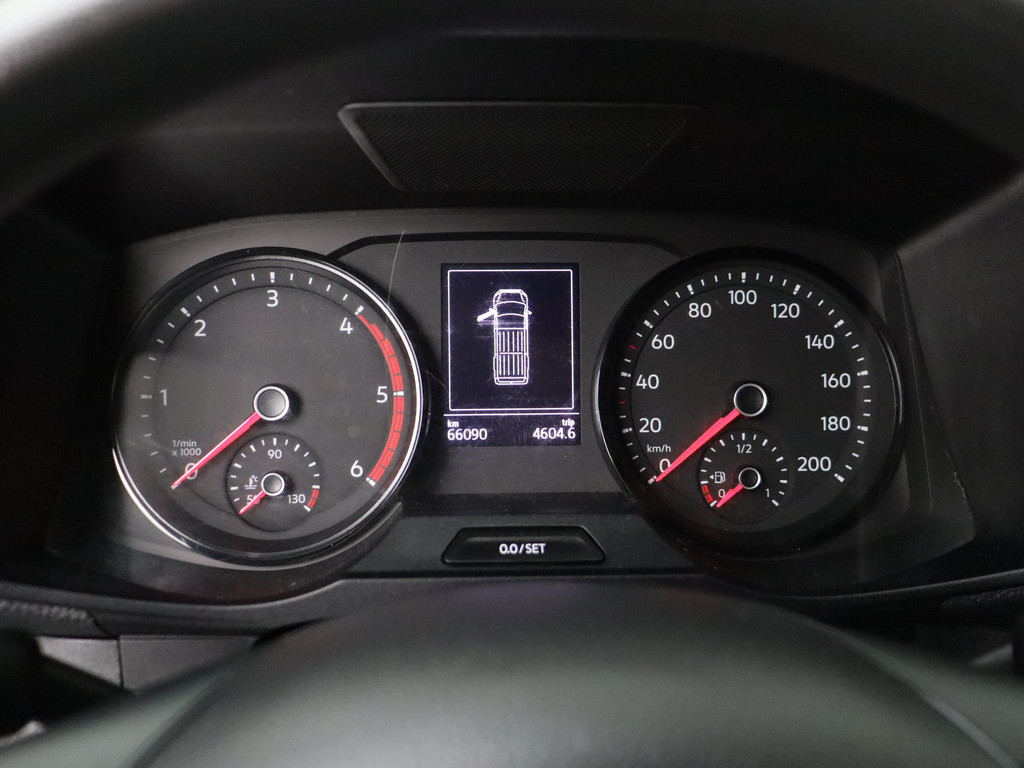 Volkswagen Crafter 2.0TDI 140PK L3H3 | Multimedia | 3-Persoons | Airco | Cruise | Betimmering 9