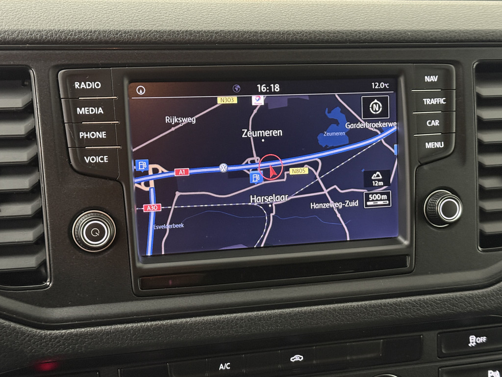 Volkswagen Crafter 2.0TDI 140PK L4H3 Dubbele Cabine | 6-Persoons | Navigatie | Camera | 3000Kg Trekhaak | Airco | Cruise 19