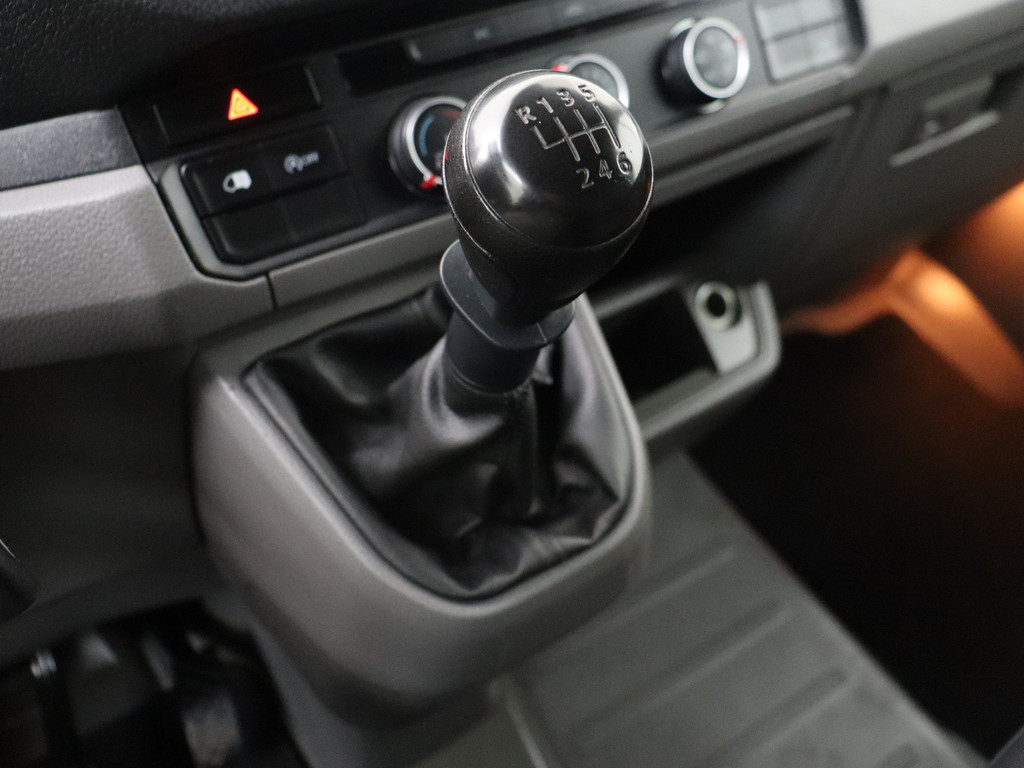 Volkswagen Crafter 2.0TDI 140PK L5H3 Laadlift | Laadklep | Airco | Camera | 3-Persoons | 16