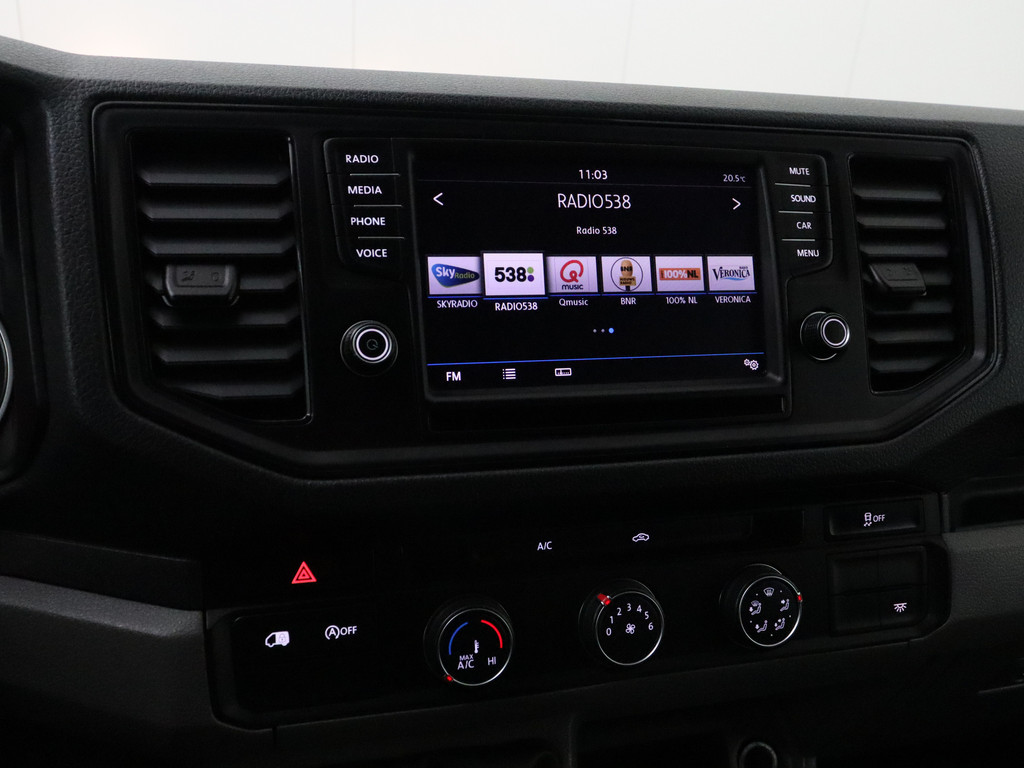 Volkswagen Crafter 2.0TDI 140PK L5H3 Laadlift | Laadklep | Airco | Camera | 3-Persoons | 17