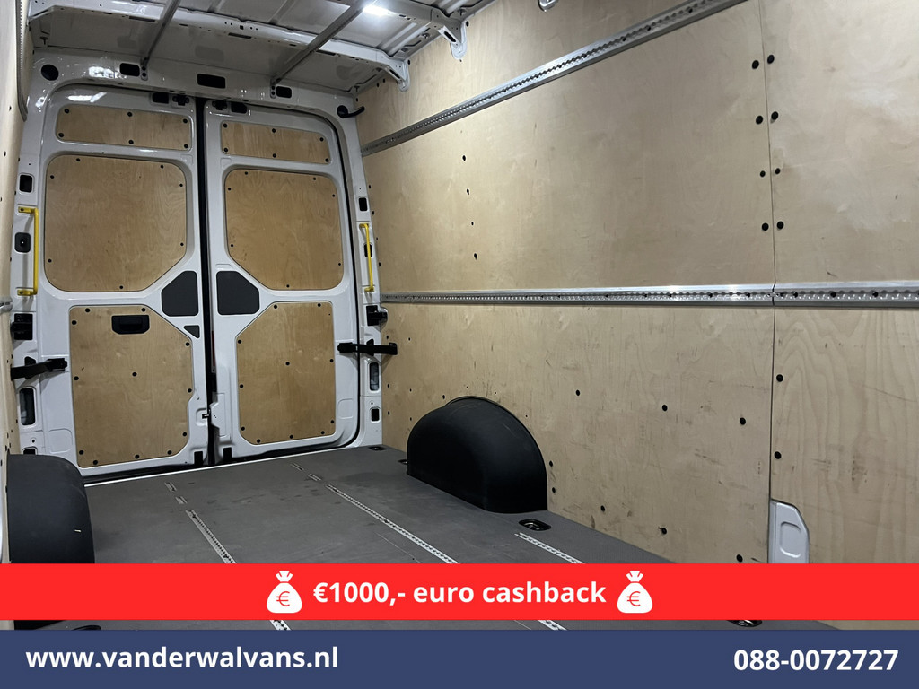 Volkswagen Crafter 2.0 TDI 140pk Automaat L4H3 L3H2 Euro6 Airco | Navigatie | Apple carplay | Camera Cruisecontrol, android auto, parkeersensoren, bijrijdersbank, 270 gr. achterdeuren 14