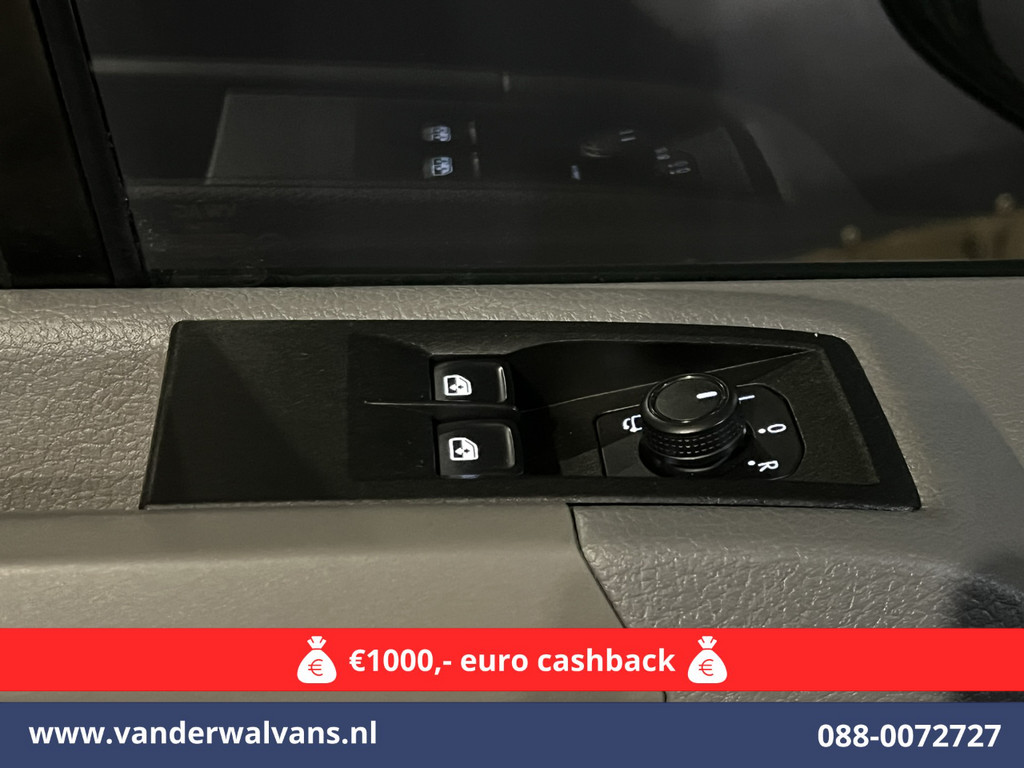 Volkswagen Crafter 2.0 TDI 140pk Automaat L4H3 L3H2 Euro6 Airco | Navigatie | Apple carplay | Camera Cruisecontrol, android auto, parkeersensoren, bijrijdersbank, 270 gr. achterdeuren 18