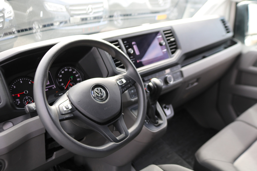 Volkswagen Crafter 2.0 TDI 140pk L3 H2 Automaat Navigatie Camera Led 19