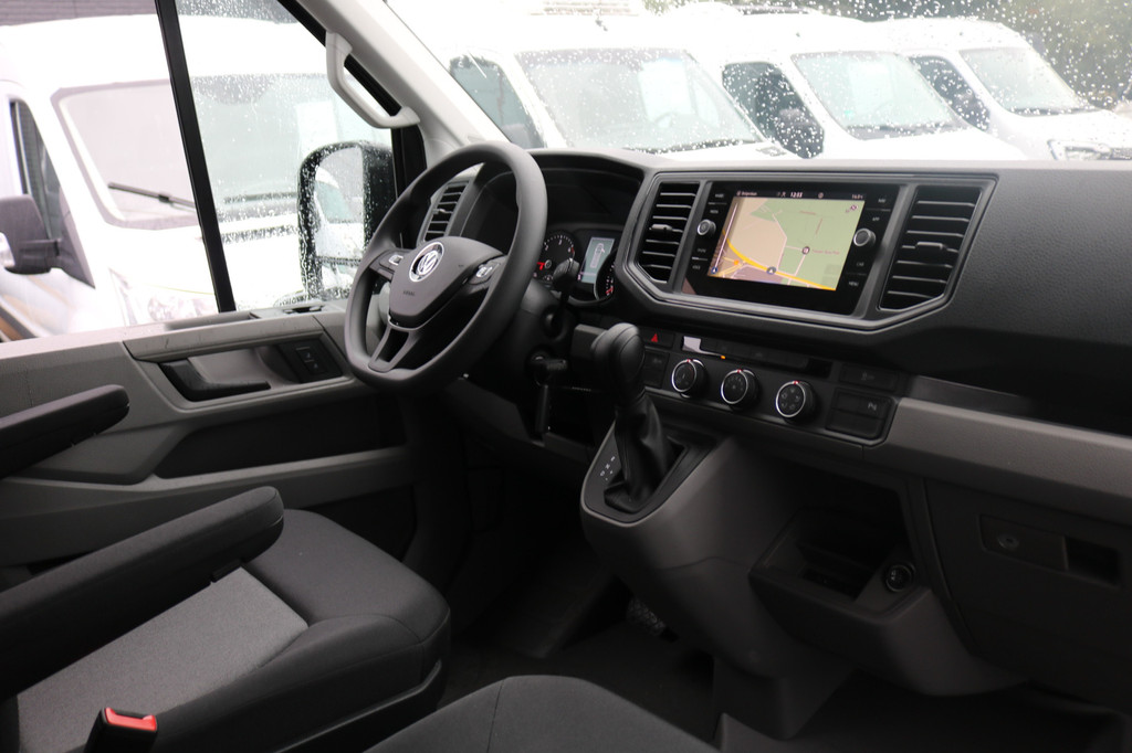 Volkswagen Crafter 2.0 TDI 140pk L3 H3 Automaat Airco Navigatie Apple Carplay Camera 18
