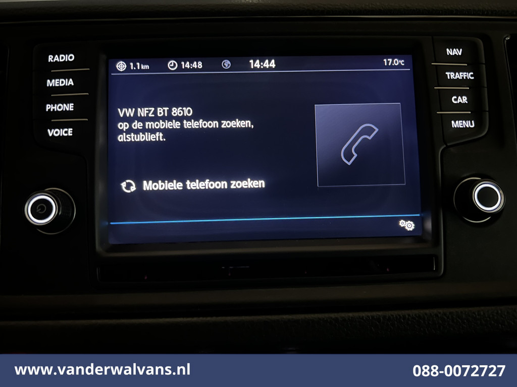 Volkswagen Crafter 2.0 TDI 140pk L3H3 L2H2 Euro6 Airco | 3000kg Trekhaak | Navigatie | Apple Carplay Android Auto, Cruisecontrol, Parkeersensoren, Bijrijdersbank 12
