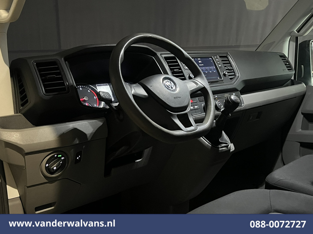 Volkswagen Crafter 2.0 TDI 140pk L3H3 L2H2 Euro6 Airco | 3000kg Trekhaak | Navigatie | Apple Carplay Android Auto, Cruisecontrol, Parkeersensoren, Bijrijdersbank 15
