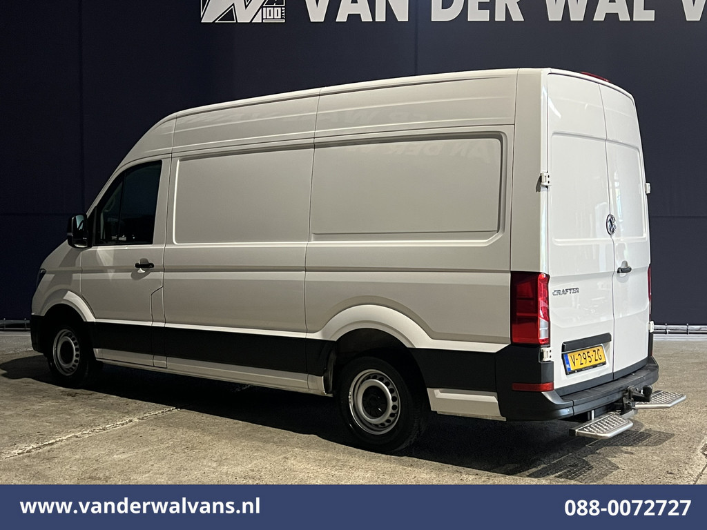Volkswagen Crafter 2.0 TDI 140pk L3H3 L2H2 Euro6 Airco | 3000kg Trekhaak | Navigatie | Apple Carplay Android Auto, Cruisecontrol, Parkeersensoren, Bijrijdersbank 9