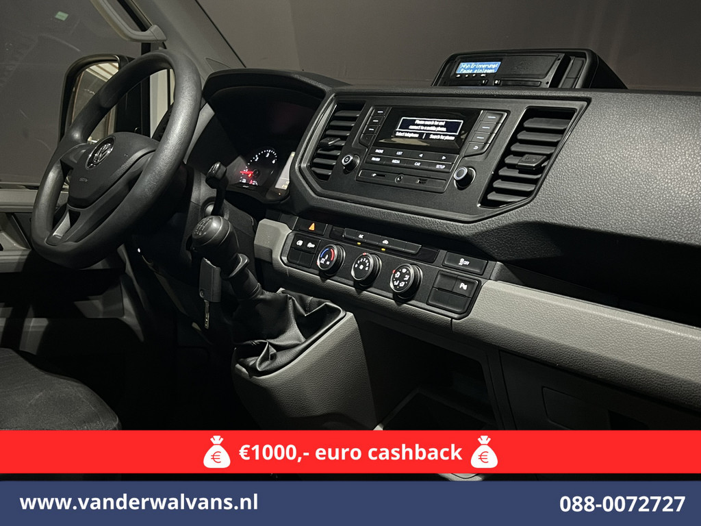 Volkswagen Crafter 2.0 TDI 140 pk L4H3 L3H2 Euro6 ** Airco | 3000kg trekhaak | Cruisecontrol | Parkeersensoren Bijrijdersbank 12