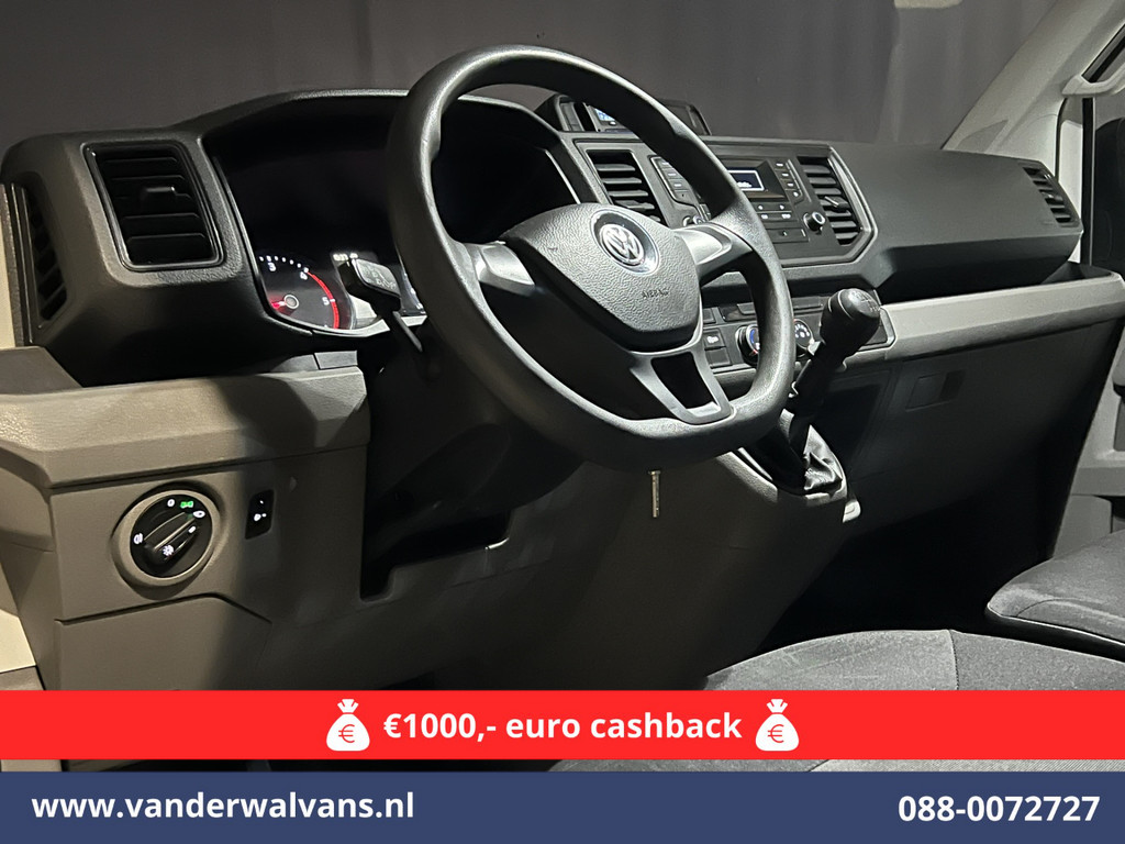 Volkswagen Crafter 2.0 TDI 140 pk L4H3 L3H2 Euro6 ** Airco | 3000kg trekhaak | Cruisecontrol | Parkeersensoren Bijrijdersbank 13