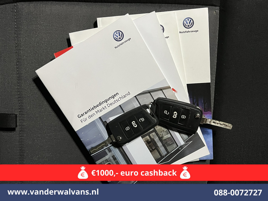 Volkswagen Crafter 2.0 TDI 140 pk L4H3 L3H2 Euro6 ** Airco | 3000kg trekhaak | Cruisecontrol | Parkeersensoren Bijrijdersbank 17
