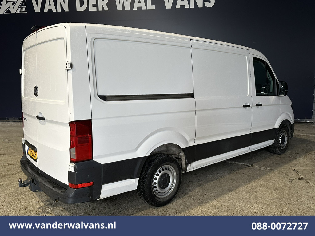 Volkswagen Crafter 2.0 TDI 141pk L3H2 L2H1 Euro6 Airco | Camera | Navigatie | 3000kg trekhaak Apple Carplay, Android Auto, Parkeersensoren, Bijrijdersbank 9