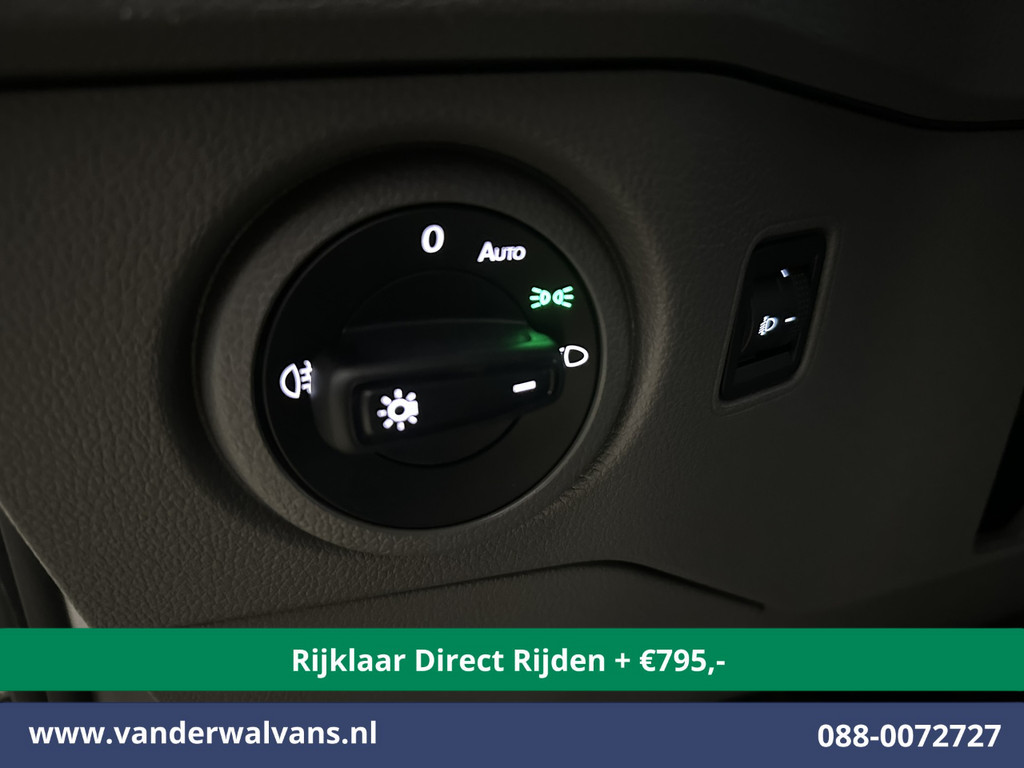 Volkswagen Crafter 2.0 TDI 141pk L3H2 (Oude L2H1) Euro6 *Rijklaar Direct Rijden* Airco | Camera | Apple Carplay | 3000kg Trekhaak | Cruisecontrol Android Auto, Parkeersensoren, Bijrijdersbank 16