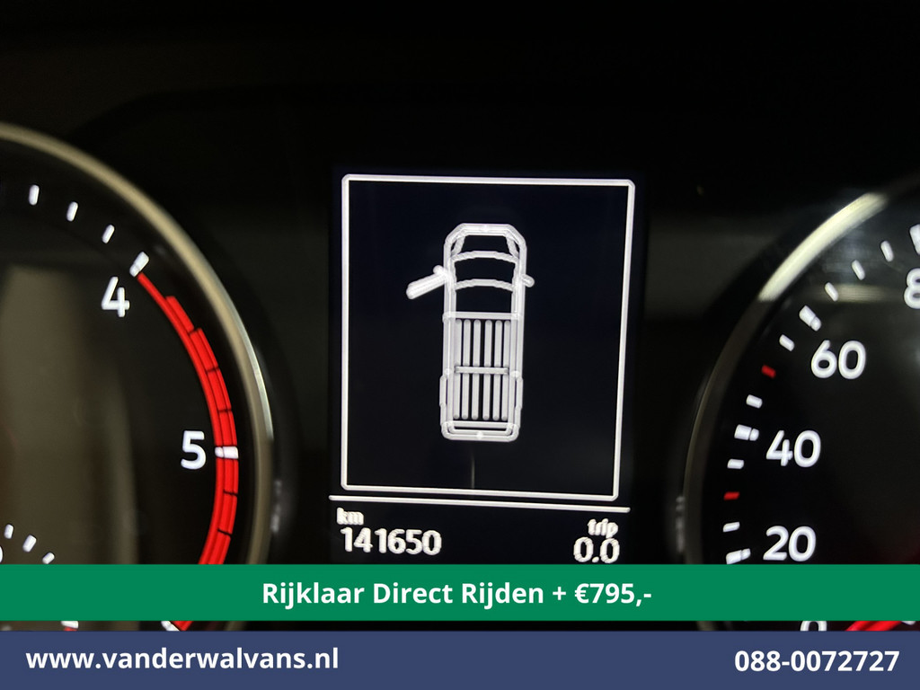 Volkswagen Crafter 2.0 TDI 141pk L3H2 (Oude L2H1) Euro6 *Rijklaar Direct Rijden* Airco | Camera | Apple Carplay | 3000kg Trekhaak | Cruisecontrol Android Auto, Parkeersensoren, Bijrijdersbank 19