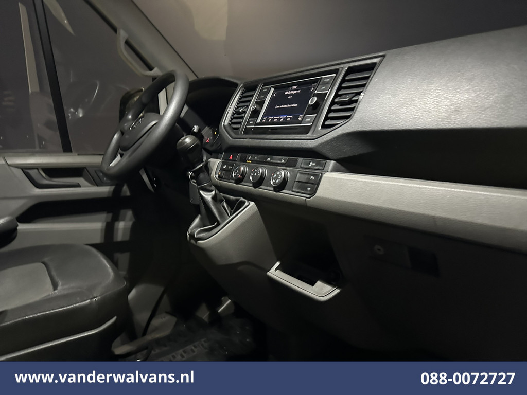 Volkswagen Crafter 2.0 TDI 141pk L3H3 L2H2 Euro6 Airco | Apple Carplay | Android Auto | Camera | Stoelverwarming Parkeersensoren 12