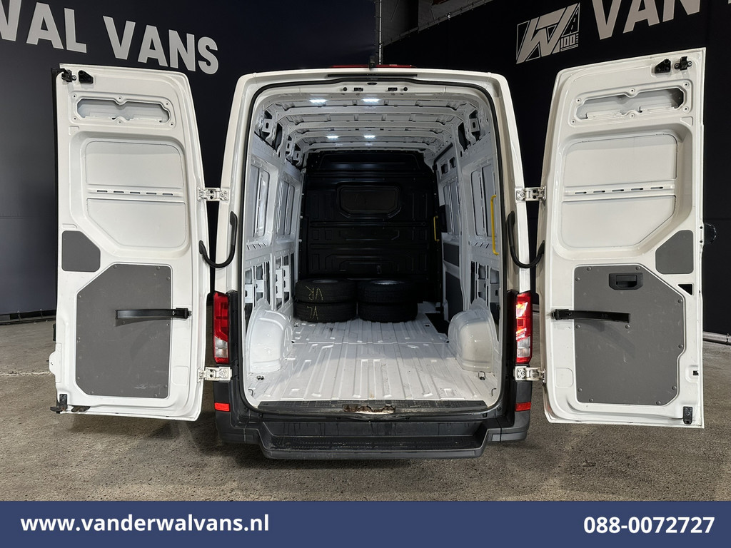 Volkswagen Crafter 2.0 TDI 141pk L3H3 L2H2 Euro6 Airco | Camera | Apple Carplay | Android Auto | Cruisecontrol | Massagestoel Chauffeursstoel 13