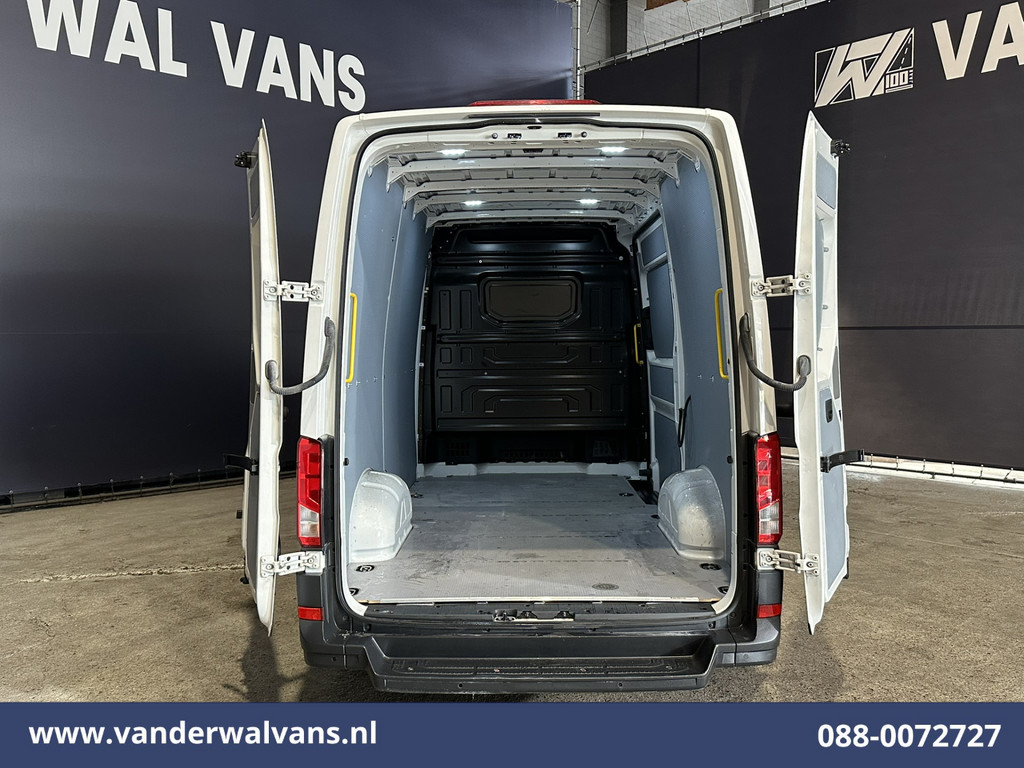 Volkswagen Crafter 2.0 TDI 141pk L3H3 L2H2 Euro6 Airco | Navigatie | Apple Carplay | Chauffeursstoel Android Auto, Parkeersensoren, 3000kg trekvermogen 11