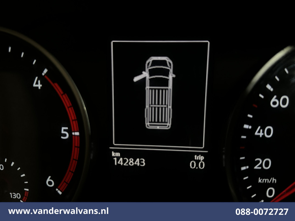 Volkswagen Crafter 2.0 TDI 141pk L3H3 L2H2 Euro6 Airco | Navigatie | Apple Carplay | Chauffeursstoel Android Auto, Parkeersensoren, 3000kg trekvermogen 18