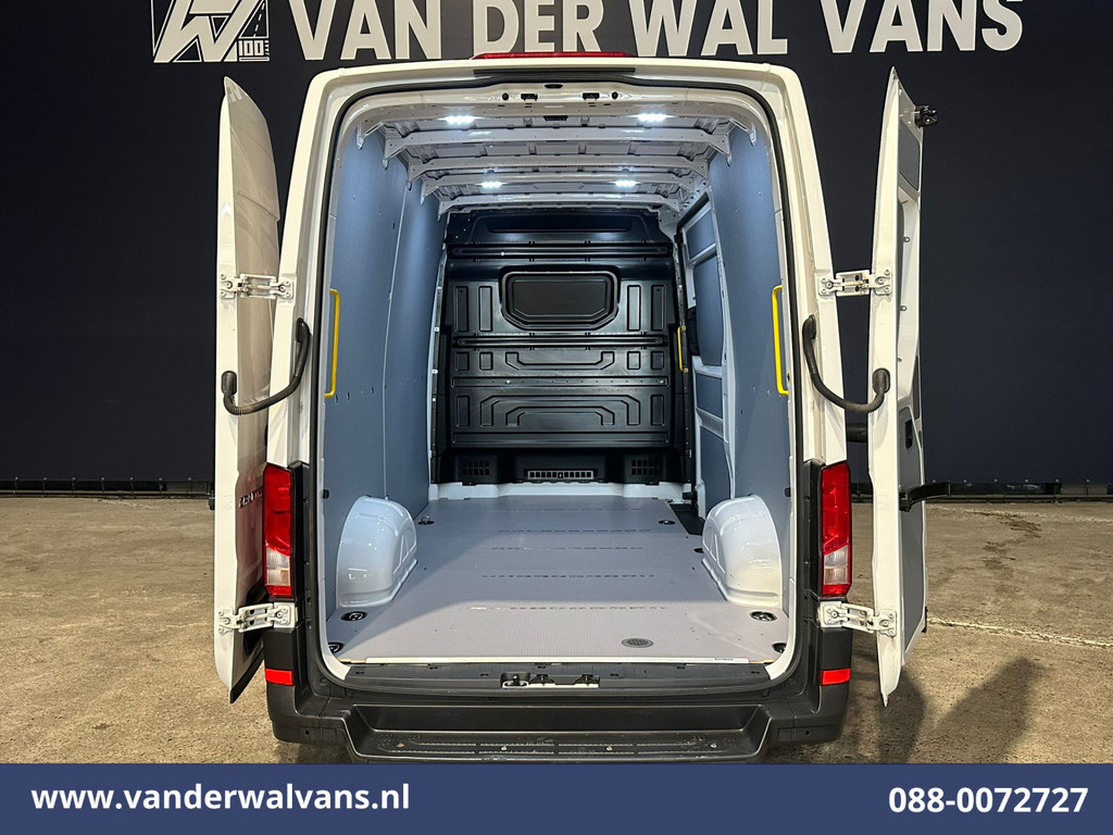 Volkswagen Crafter 2.0 TDI 141pk L3H3 L2H2 Euro6 Airco | Navigatie | Apple Carplay | Chauffeursstoel Android Auto, Standkachel, Parkeersensoren, 3000kg trekvermogen 10