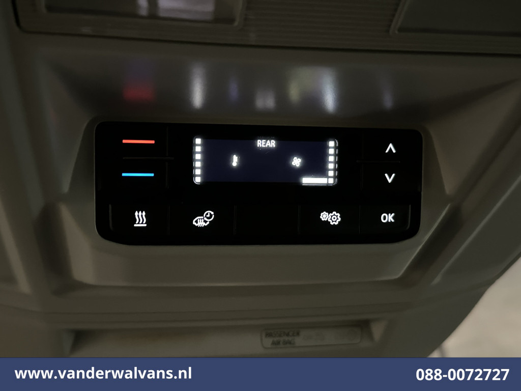 Volkswagen Crafter 2.0 TDI 141pk L3H3 L2H2 Euro6 Airco | Navigatie | Apple Carplay | Chauffeursstoel Android Auto, Standkachel, Parkeersensoren, 3000kg trekvermogen 18