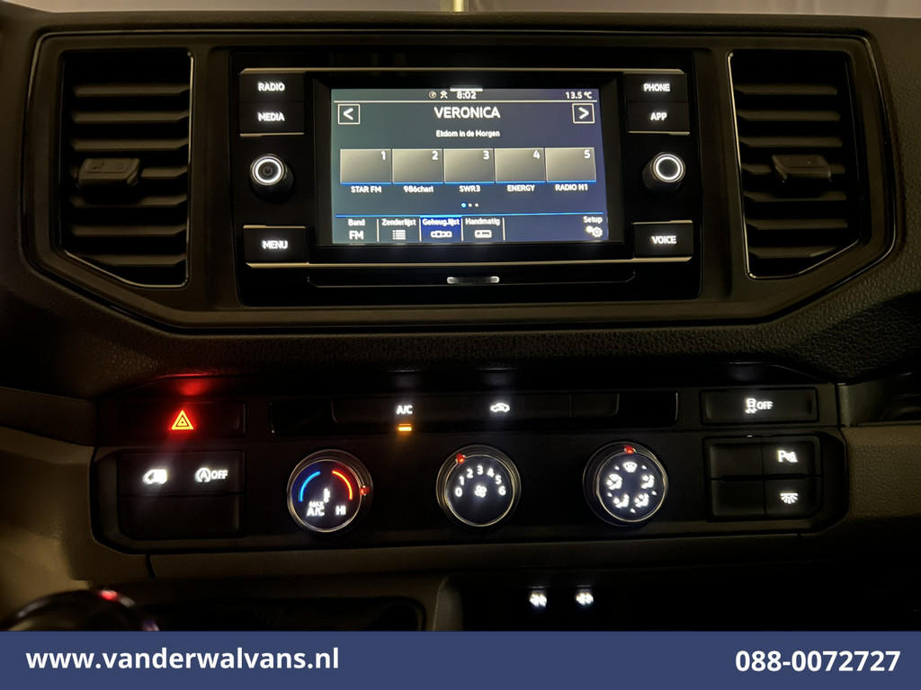 Volkswagen Crafter 2.0 TDI 141pk L4H3 L3H2 Euro6 Airco | 2x zijdeur | Camera | Apple Carplay Android Auto, 270 Graden achterdeuren, Parkeersensoren, Bijrijdersbank, 3000kg Trekvermogen 15