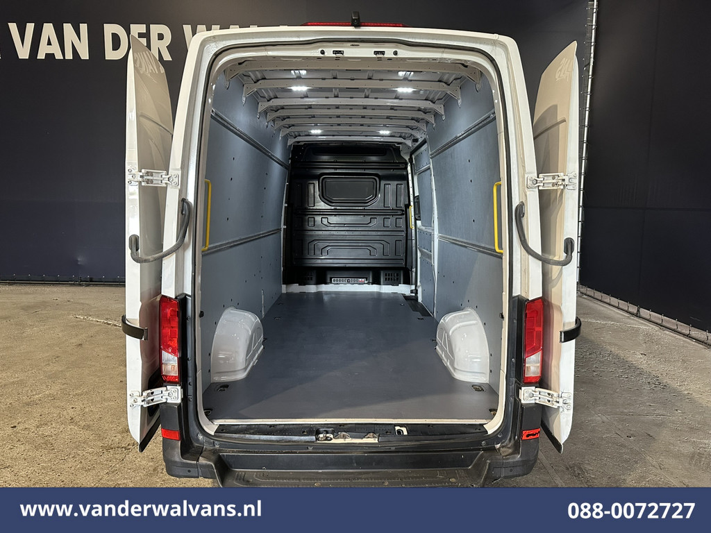 Volkswagen Crafter 2.0 TDI 141pk L4H3 L3H2 Euro6 Airco | Camera | Apple Carplay | Android Auto | Parkeersensoren Bijrijdersbank, 3000kg trekvermogen 11