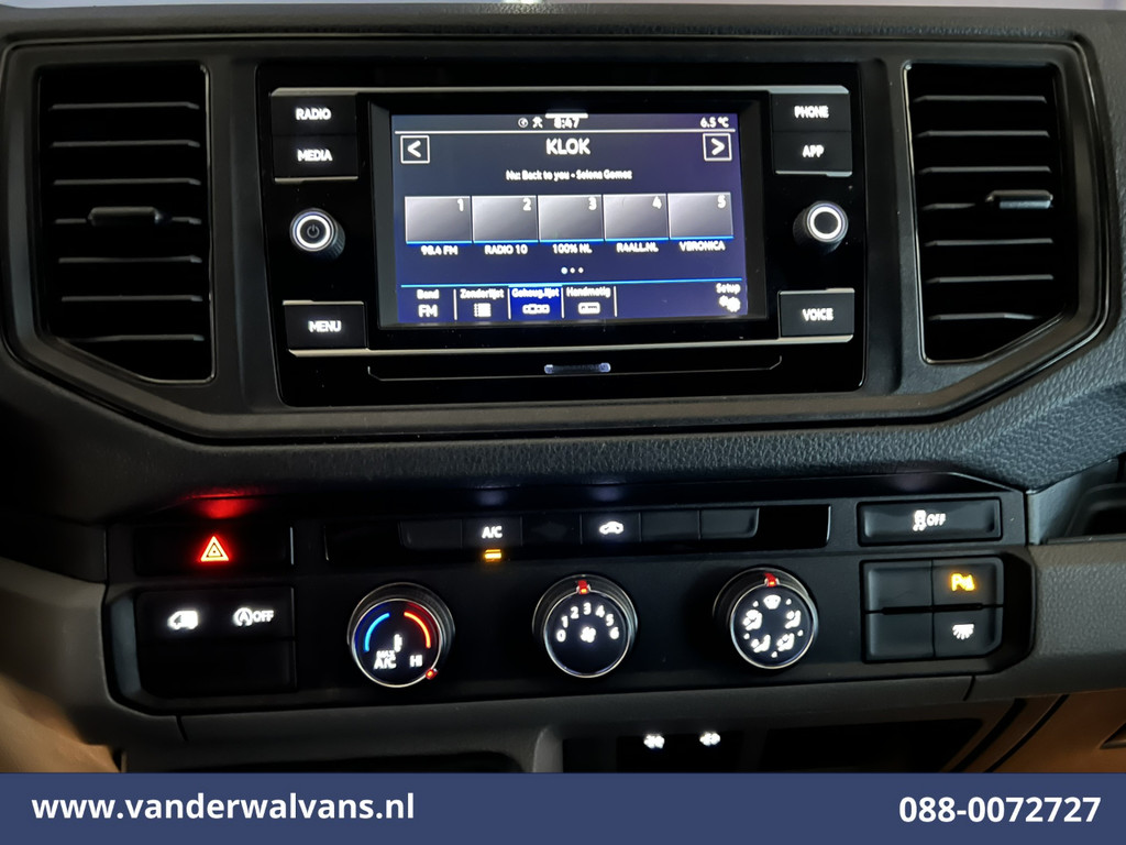 Volkswagen Crafter 2.0 TDI 141pk L4H3 L3H2 Euro6 Airco | Camera | Apple Carplay | Android Auto | Parkeersensoren Bijrijdersbank, 3000kg trekvermogen 17