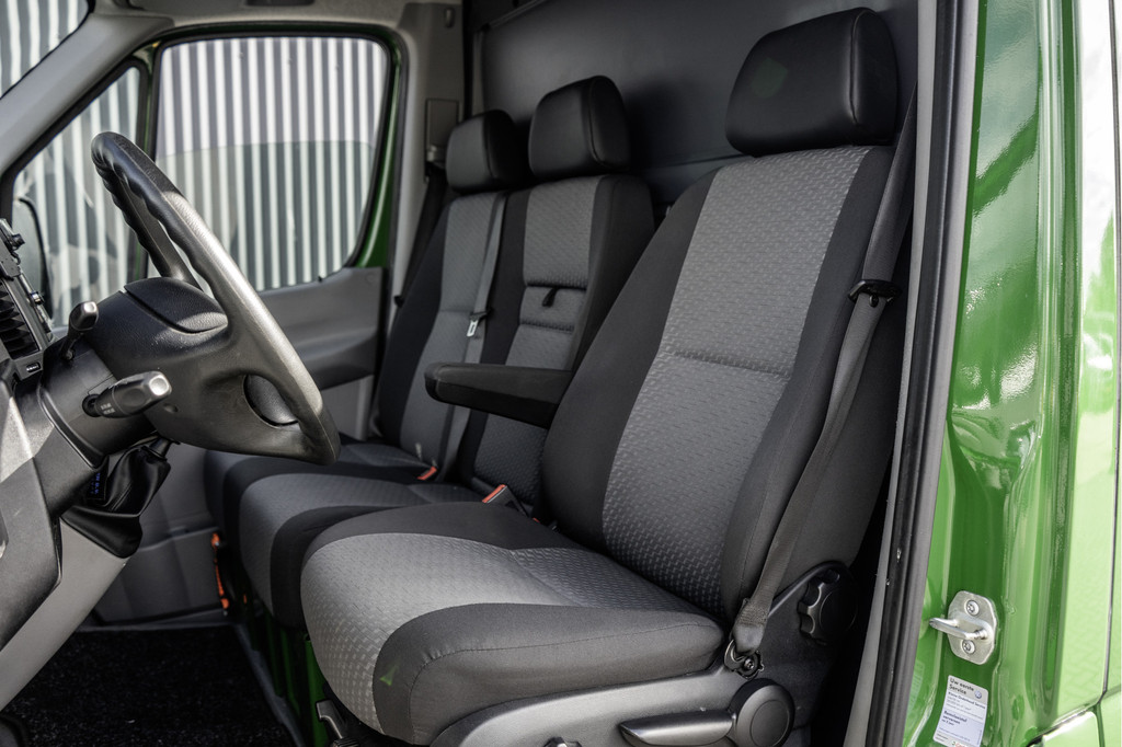 Volkswagen Crafter 2.0TDI | 160PK | L2H2 | Navigatie | Airco | Cruise 12