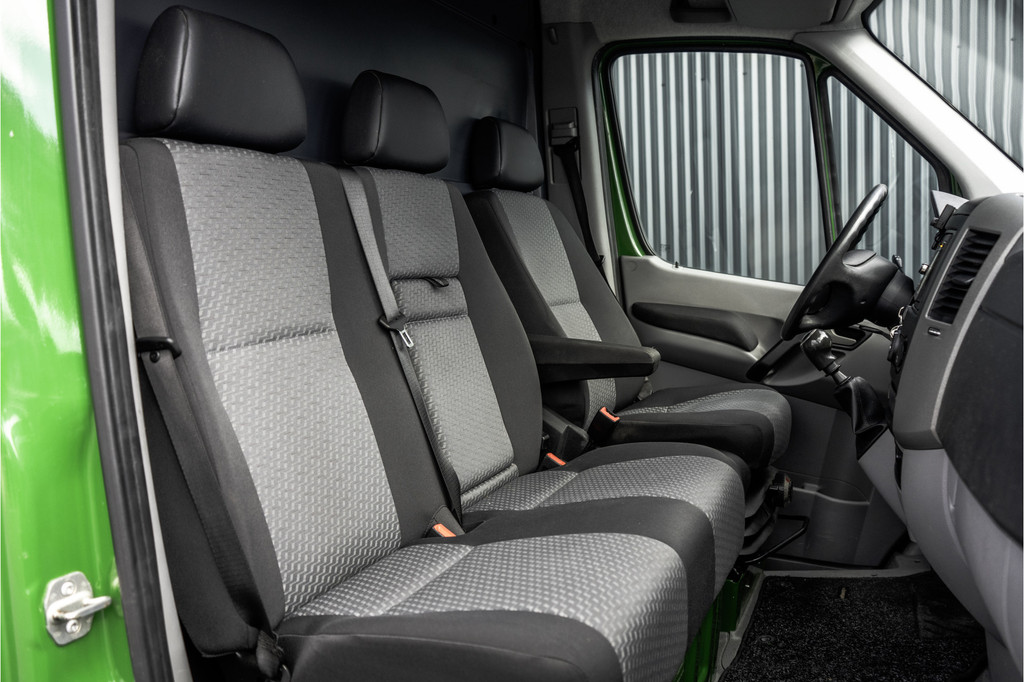 Volkswagen Crafter 2.0TDI | 160PK | L2H2 | Navigatie | Airco | Cruise 13