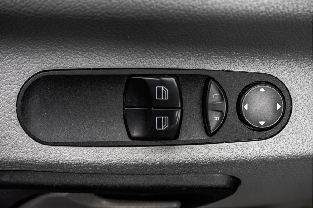 Volkswagen Crafter 2.0TDI | 160PK | L2H2 | Navigatie | Airco | Cruise 21