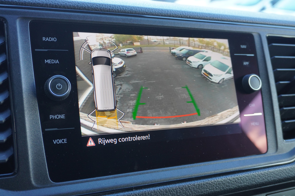 Volkswagen Crafter 2.0 TDI 177PK Automaat L4H3 DHollandia EURO 6 - Laadklep 500KG - Airco - Navi - ⬠24.900,- Excl. 15