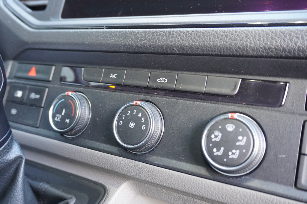 Volkswagen Crafter 2.0 TDI 177PK Automaat L4H3 DHollandia EURO 6 - Laadklep 500KG - Airco - Navi - ⬠24.900,- Excl. 17