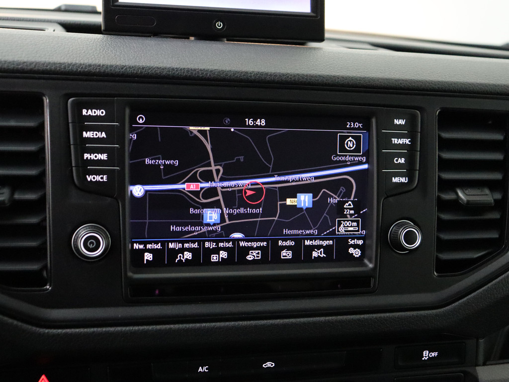 Volkswagen Crafter 2.0TDI 177PK Bakwagen+Laadklep | Dubbellucht | 3500Kg Trekhaak | Navigatie | Camera | Zijdeur 18