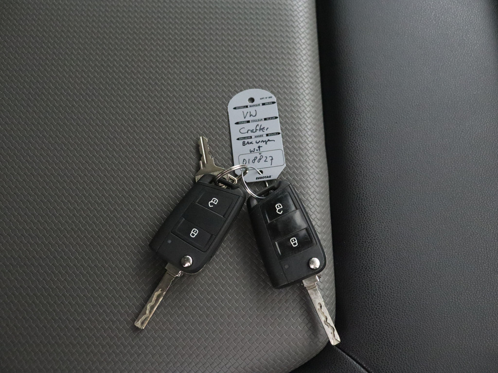 Volkswagen Crafter 2.0TDI 177PK DSG Automaat Bakwagen+Laadklep | Navigatie | Airco | Cruise | 3-Persoons 8