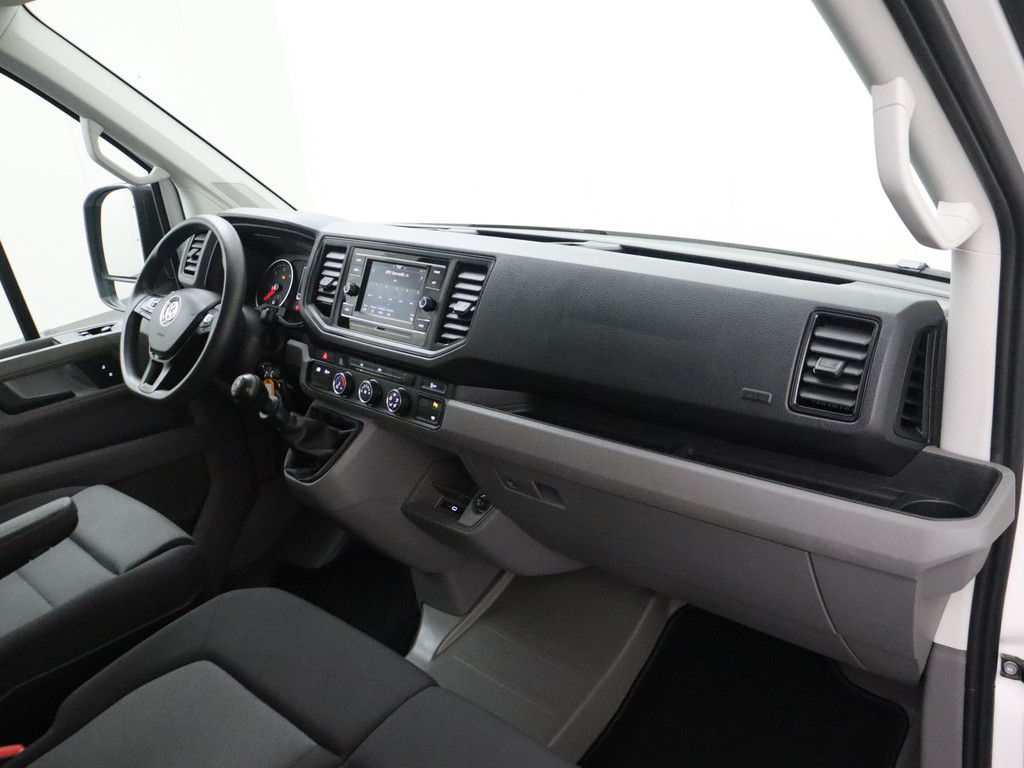 Volkswagen Crafter 2.0TDI 177PK L3H3 | Airco | Cruise | 3-Persoons | Betimmering 18