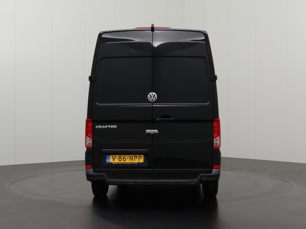 Volkswagen Crafter 2.0TDI 177PK L3H3 | Led | Leder | Navigatie | Camera | 3-Persoons | Airco | Cruise 11