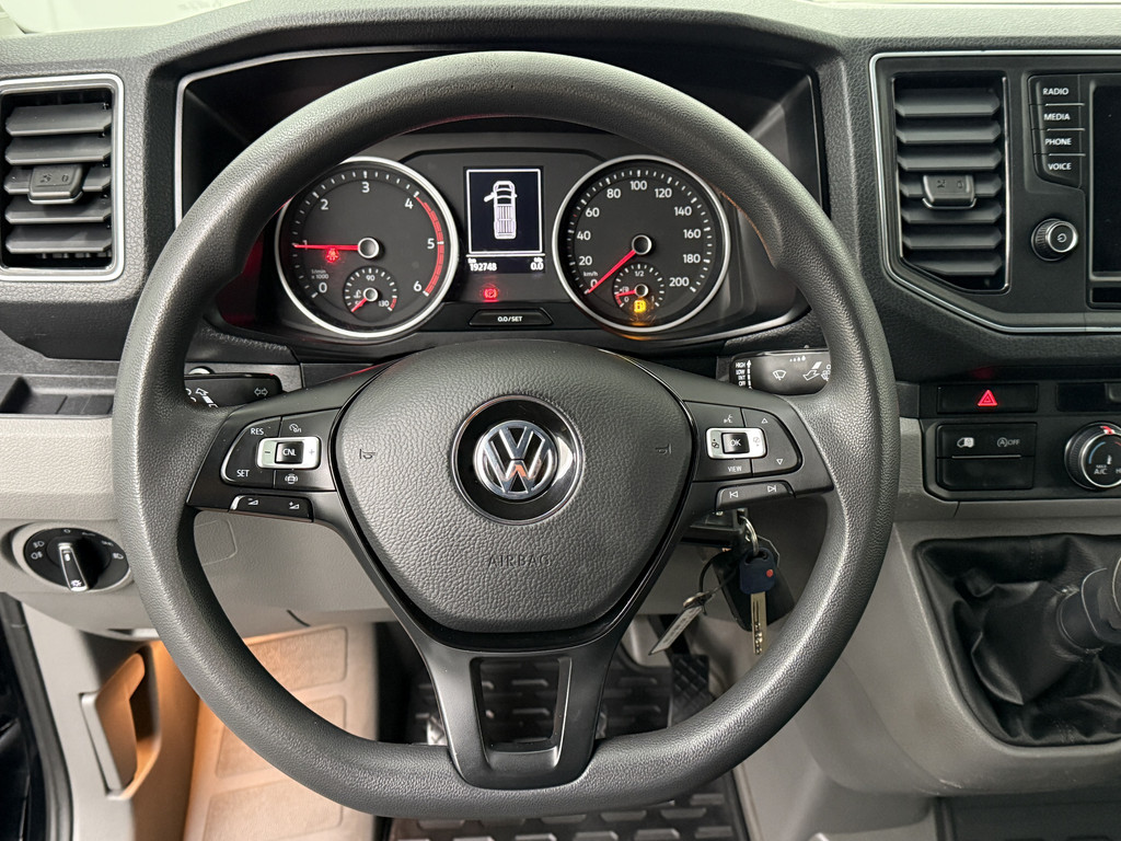 Volkswagen Crafter 2.0TDI 177PK L3H3 | Led | Leder | Navigatie | Camera | 3-Persoons | Airco | Cruise 14