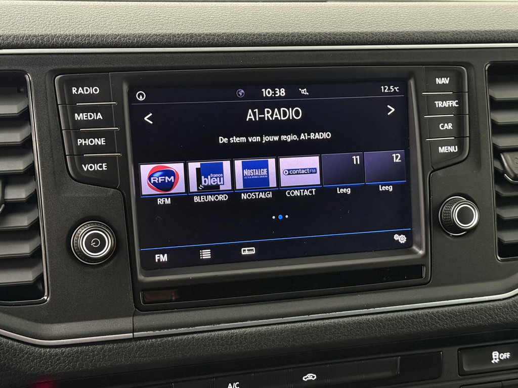 Volkswagen Crafter 2.0TDI 177PK L3H3 | Led | Leder | Navigatie | Camera | 3-Persoons | Airco | Cruise 18