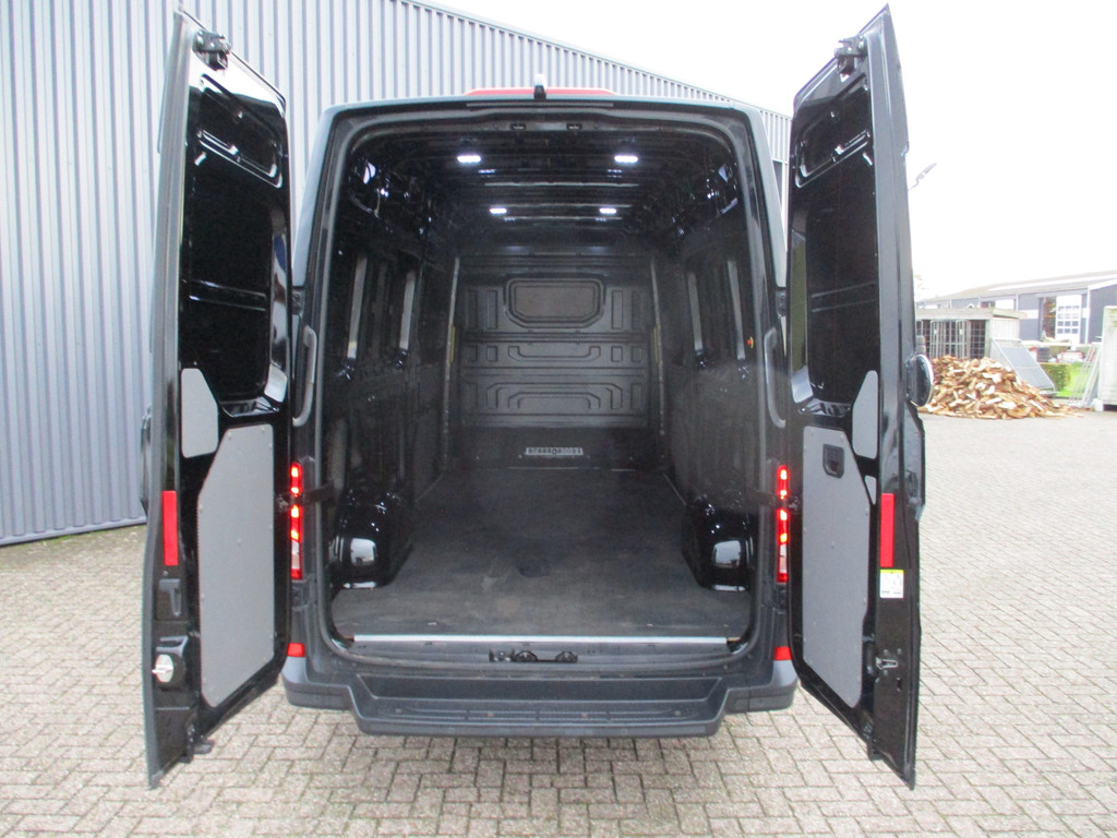 Volkswagen Crafter 2.0 TDI 177 PK L4H3 Automaat Navi Dubbele Schuifdeur 17