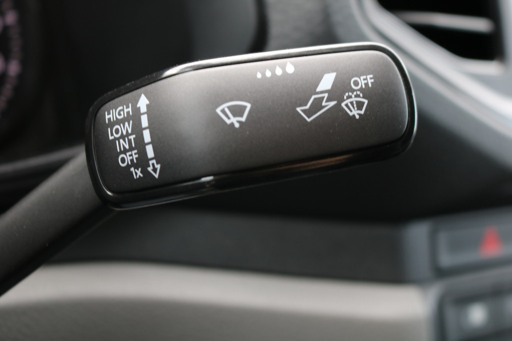 Volkswagen Crafter 2.0 TDI 177pk L3 H3 Automaat Airco Navigatie Camera Led Chauffeurstoel 21