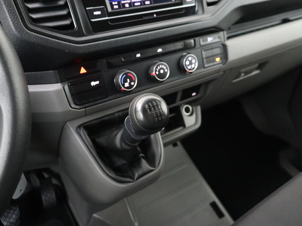 Volkswagen Crafter 2.0TDI Bakwagen+Laadklep | Airco | Cruise | 3-Persoons | Dakspoiler | Camera 16