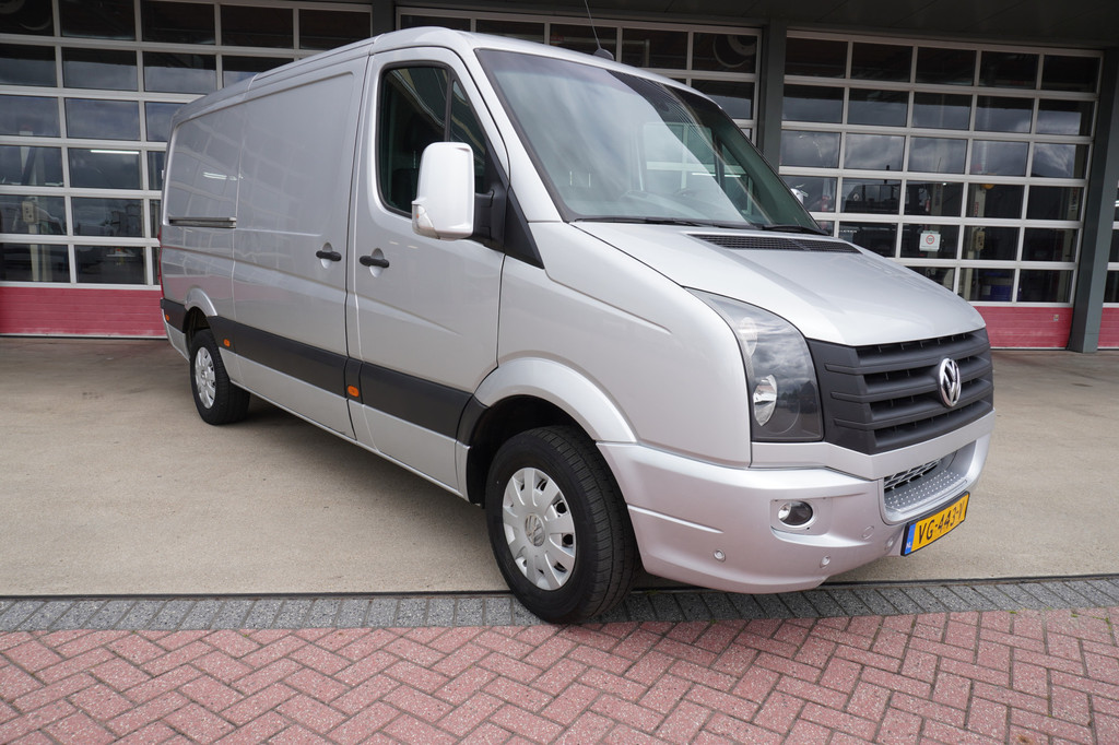 Volkswagen Crafter 2.0 TDI L2H1 nr. V134 | Airco | Cruise| Navi | Trekhaak | camera
