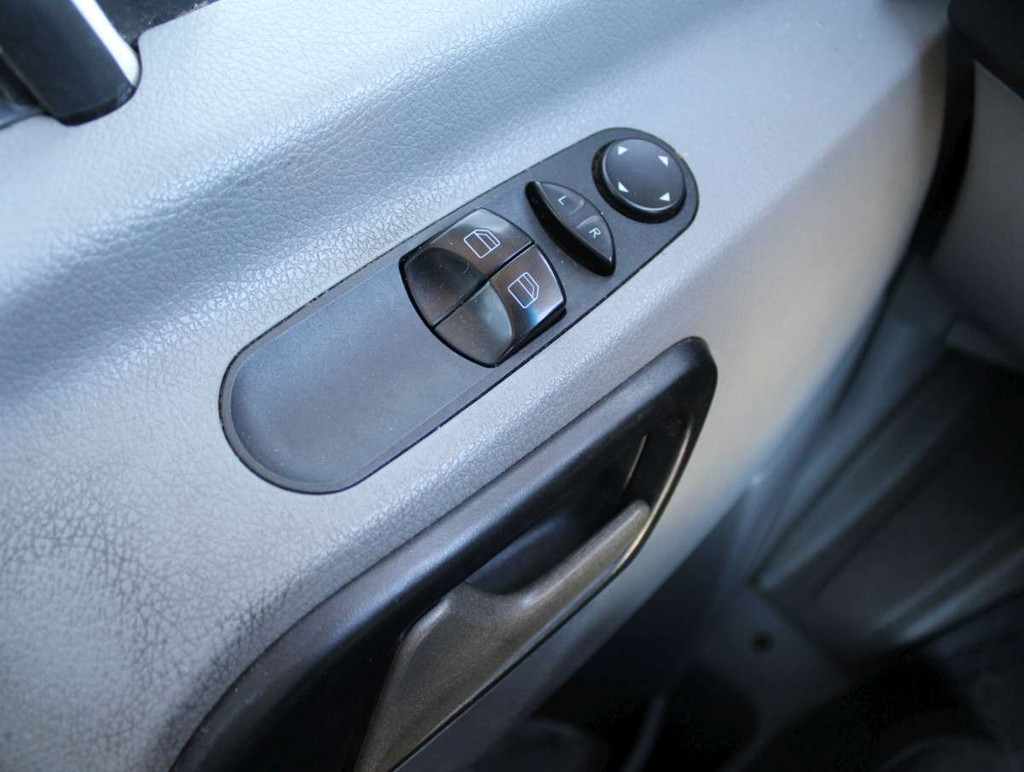 Volkswagen Crafter 2.0 TDI L2H2 Trekhaak/Cam/Omvormer 16