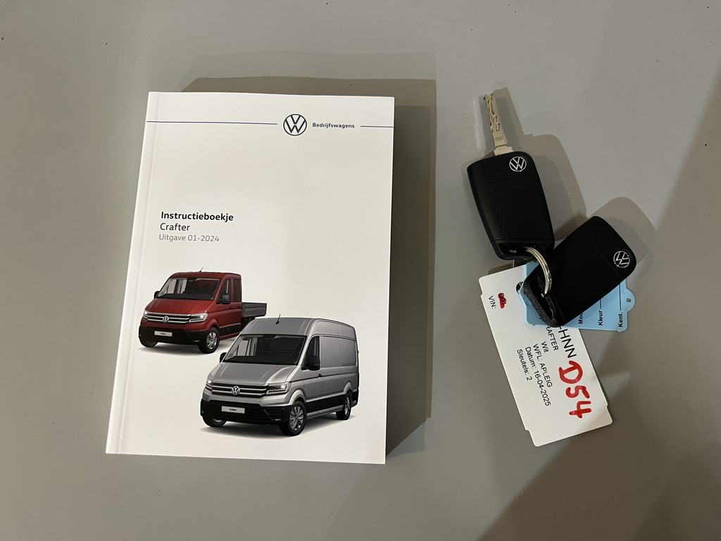 Volkswagen Crafter 2.0 TDI L3H2 140 PK DSG Automaat / Euro 6 / Airco / Cruise Control / Camera / CarPlay / 3-Zits / 18.500 KM !! 21