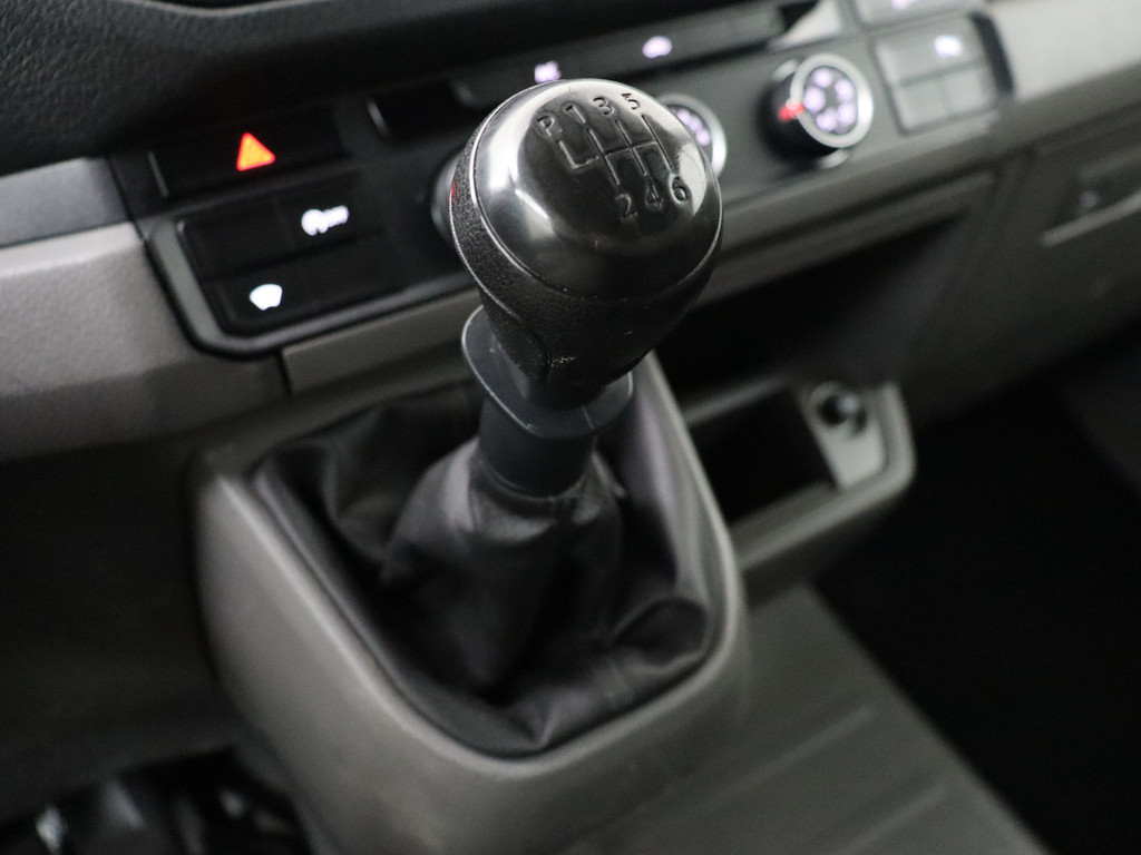 Volkswagen Crafter 2.0TDI L3H3 15